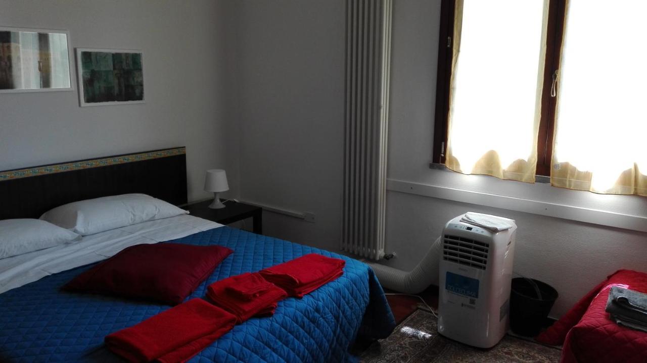 La Casa Di Filippo Hotel Pisa Bagian luar foto
